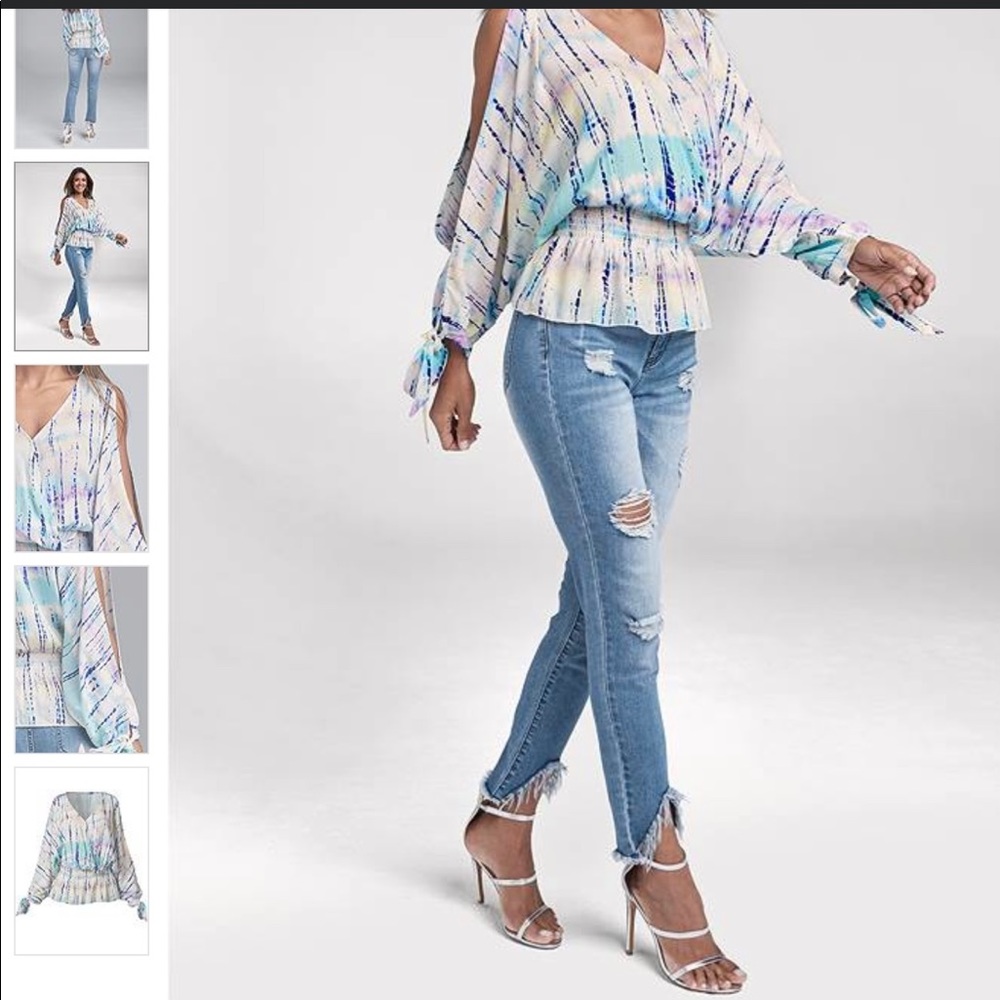 Nwot beautiful blouse, bought it for a present, but didn’t fit her. Open arms